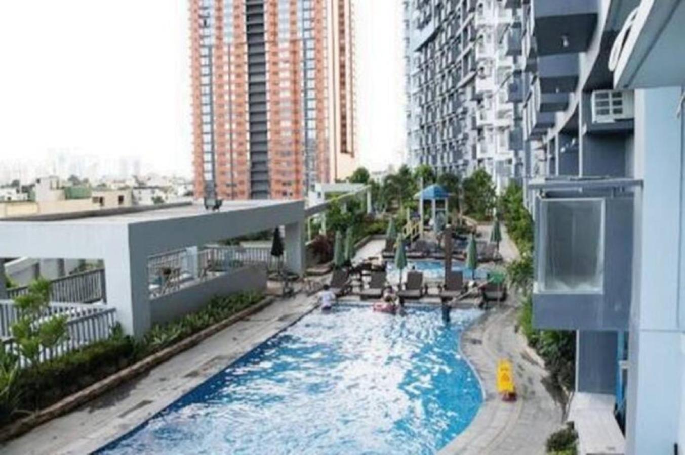 Ferienwohnung Great View With Balcony In Araneta Center Manila Exterior foto