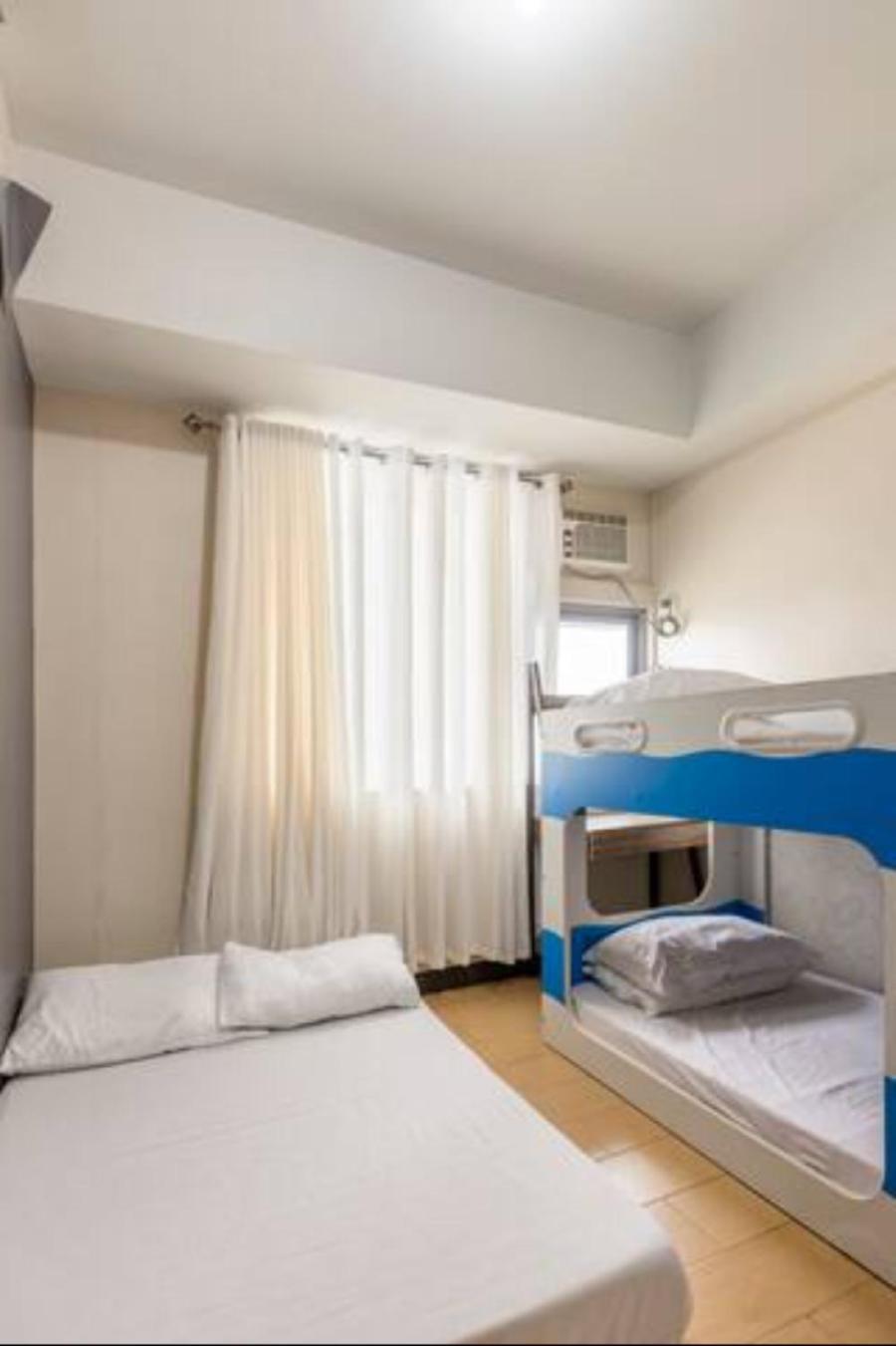 Ferienwohnung Great View With Balcony In Araneta Center Manila Exterior foto